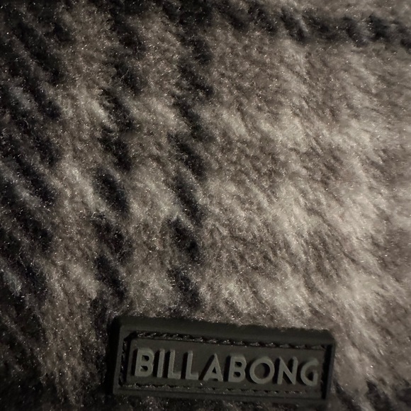 Billabong fleece pullover good condition large - Picture 3 of 4